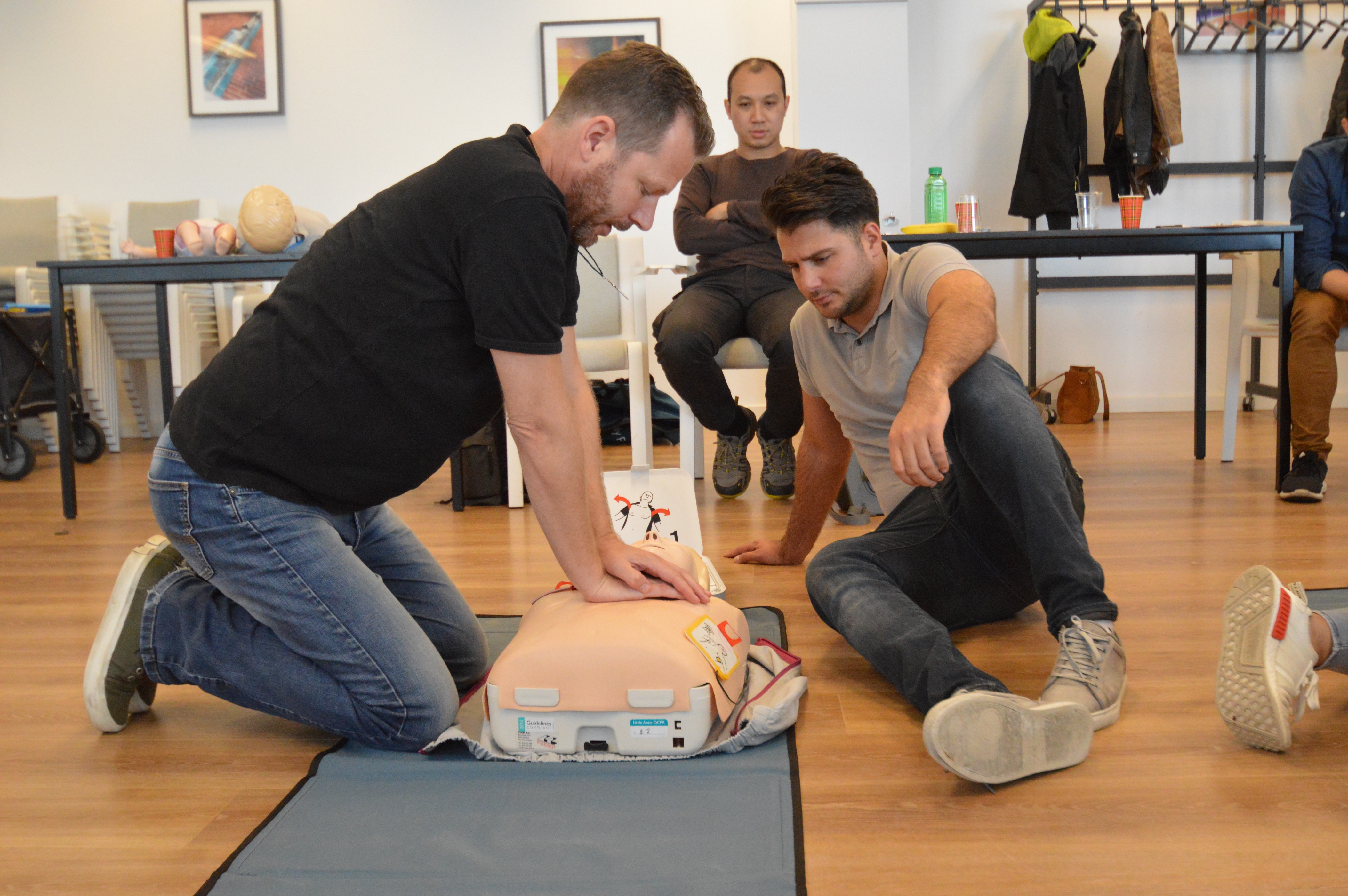 aed-hartstilstand-defibrillator-eduq-tips-opleidingen-hart